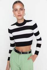 striped cropped top