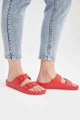 flat slippers