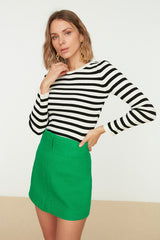 black and white Stripe top