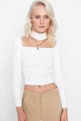 White knit top