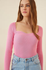 square neck pink top