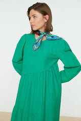 Green modest Dress