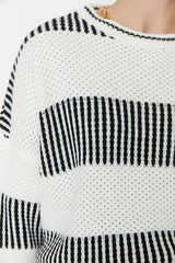 black and white knitted top