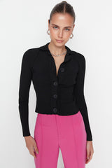 Buttoned knit cardigan