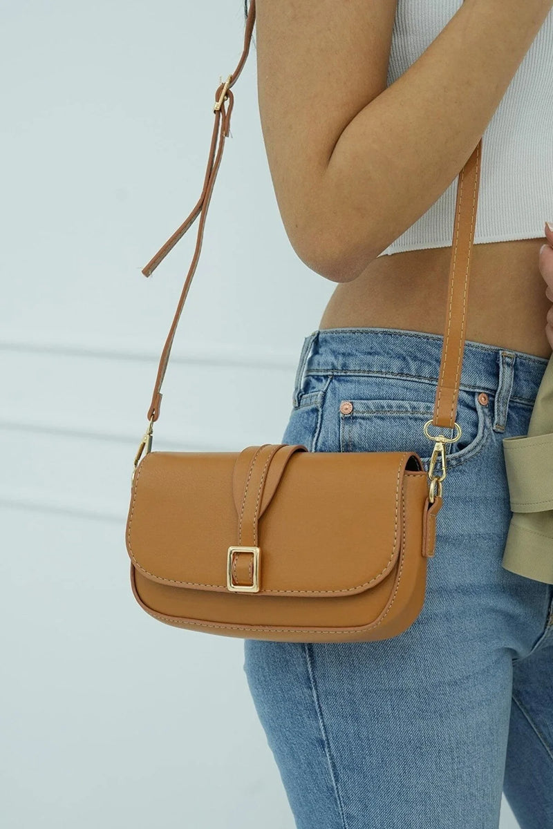 Camel shoulder bag