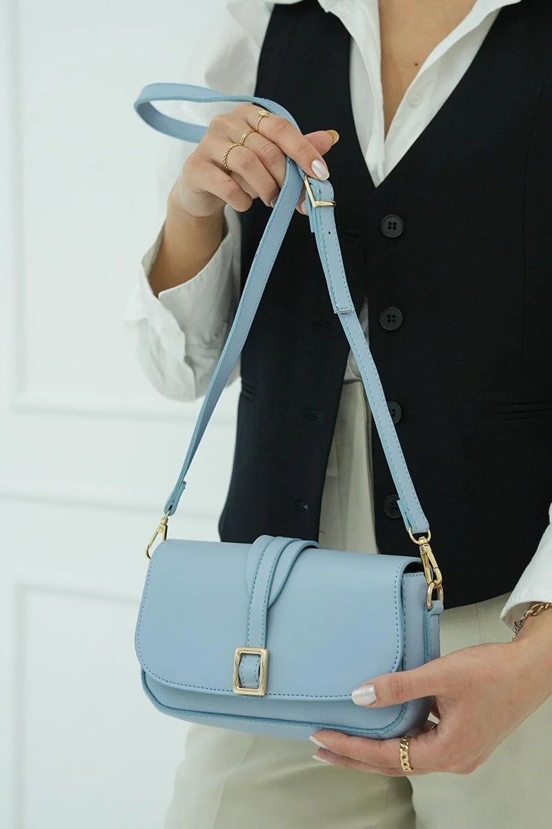 Baby blue shoulder bag