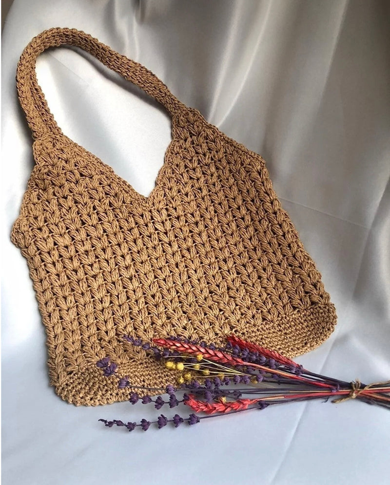 Straw shoulder bag