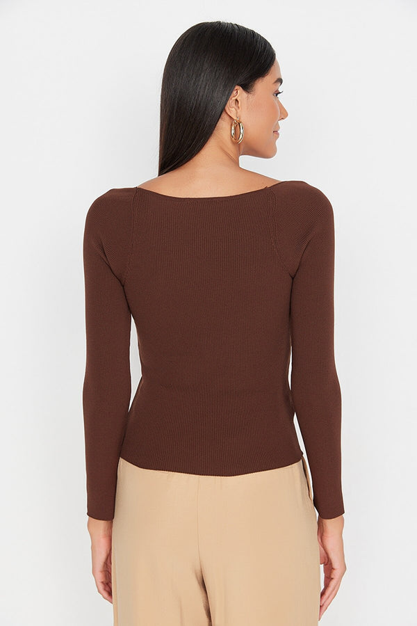 brown knit top