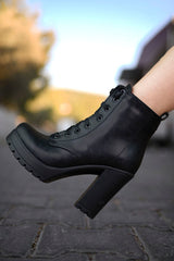 Heeled boots