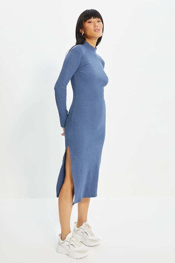 blue knitted dress