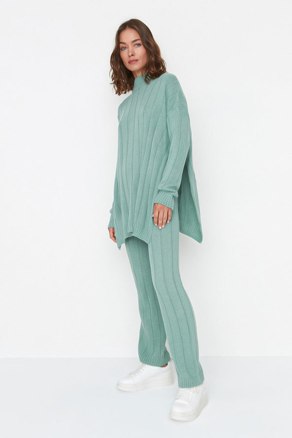 mint green co-ord set