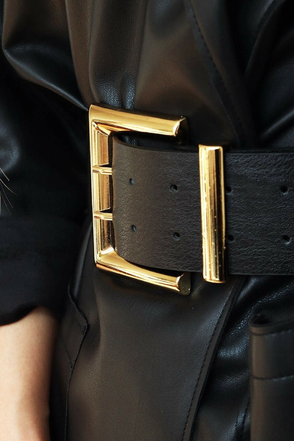 Black double buckle leather belt