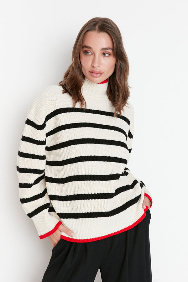 black and ecru Stripe top